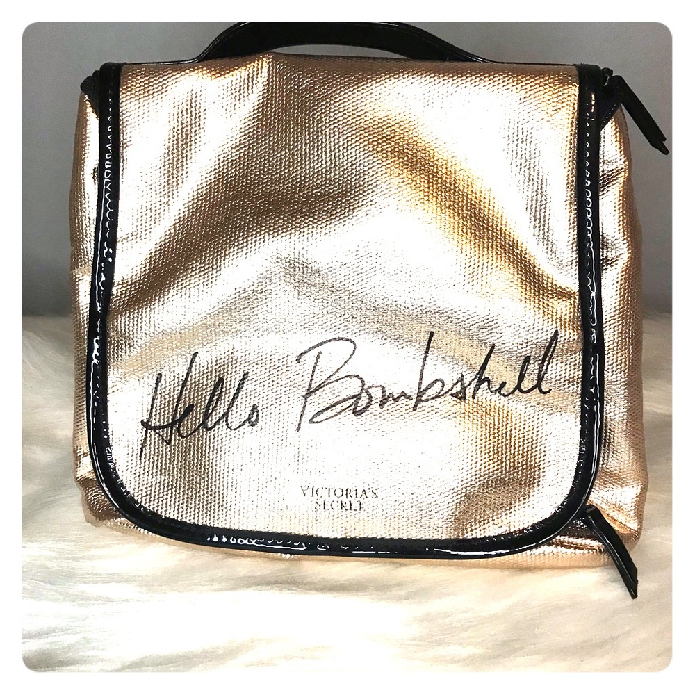 Victoria’s Secret Hanging Toiletry Bag